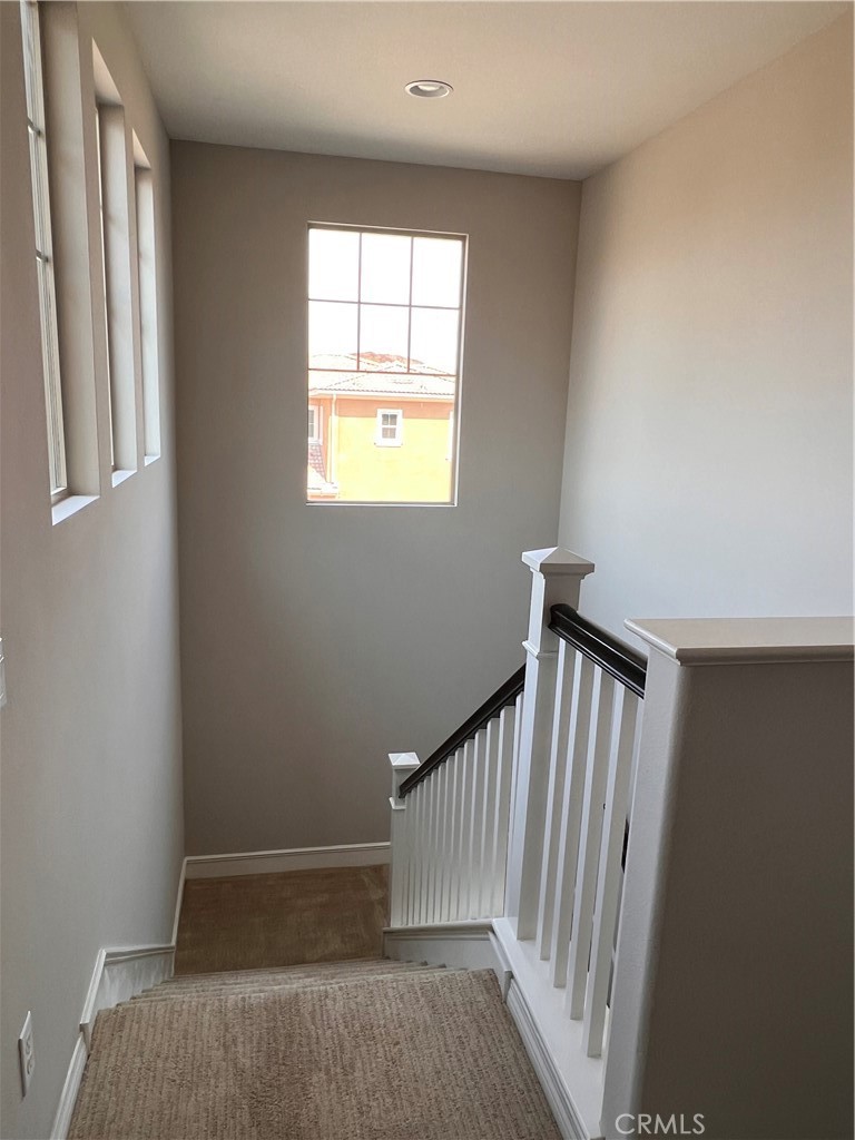 5619 Avenida De Portugal