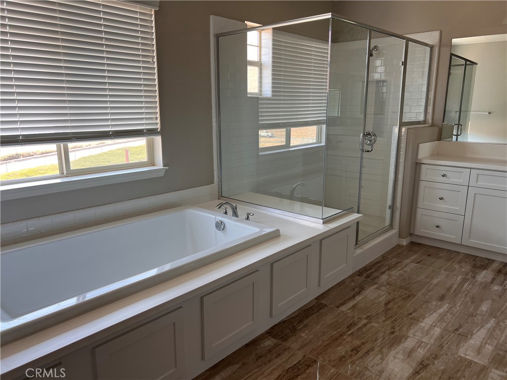 5619 Avenida De Portugal