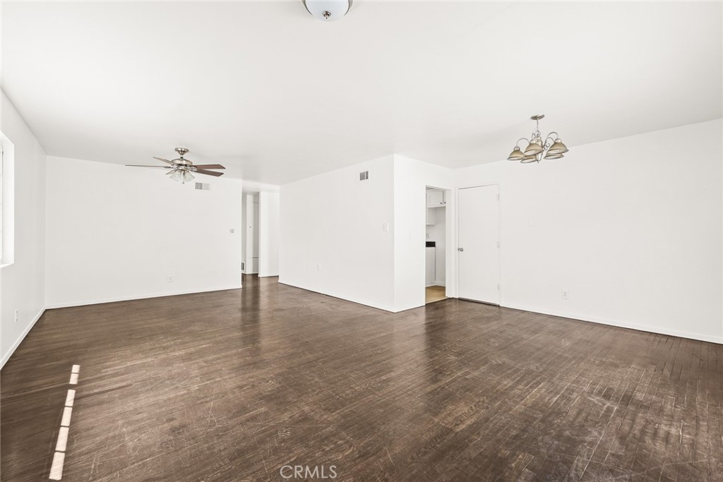 15821 Fellowship Street