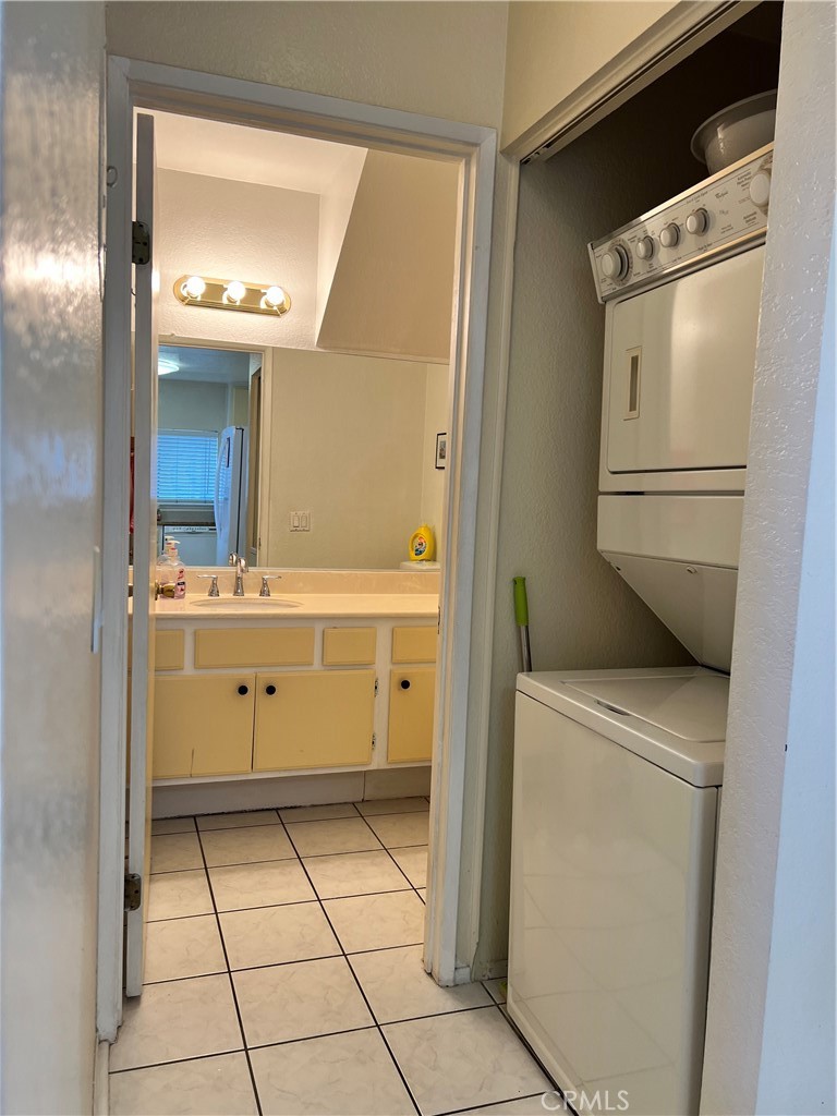 27 Willowcrest Lane