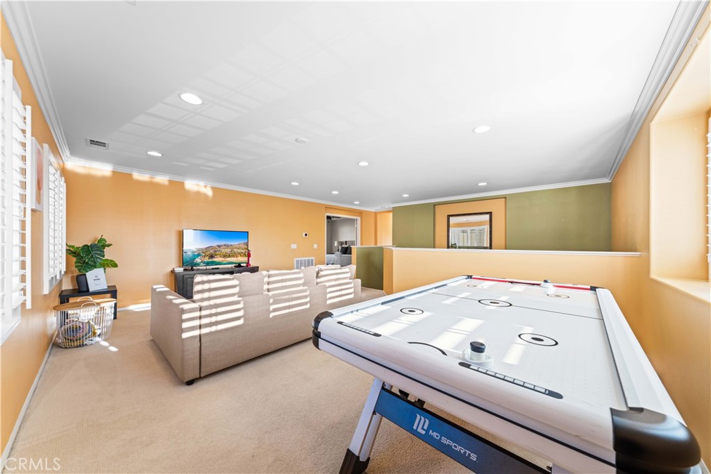 322 N Marin Privado