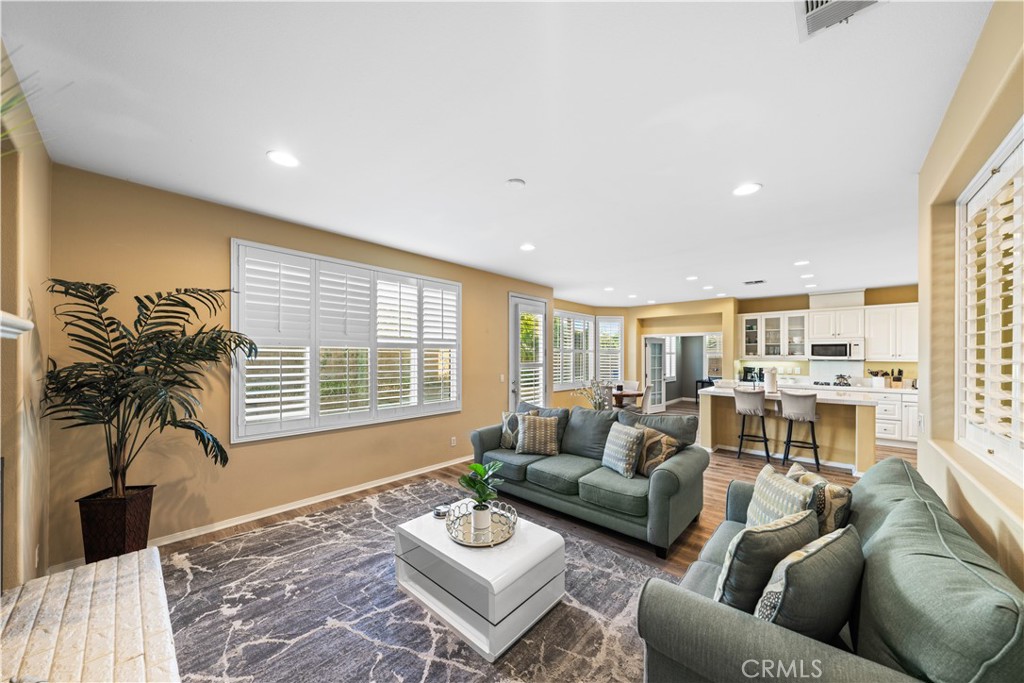 322 N Marin Privado