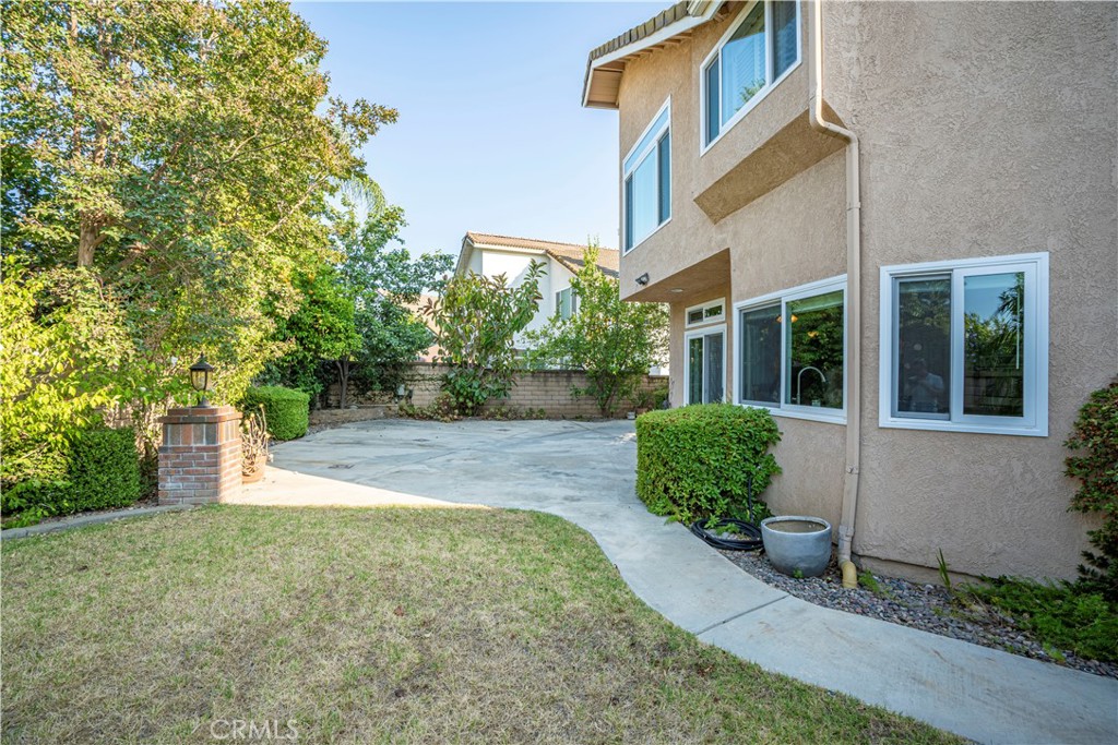 2398 Meadow Ridge Drive