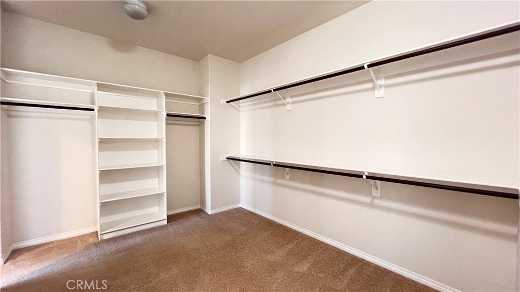 13322 Los Robles Court
