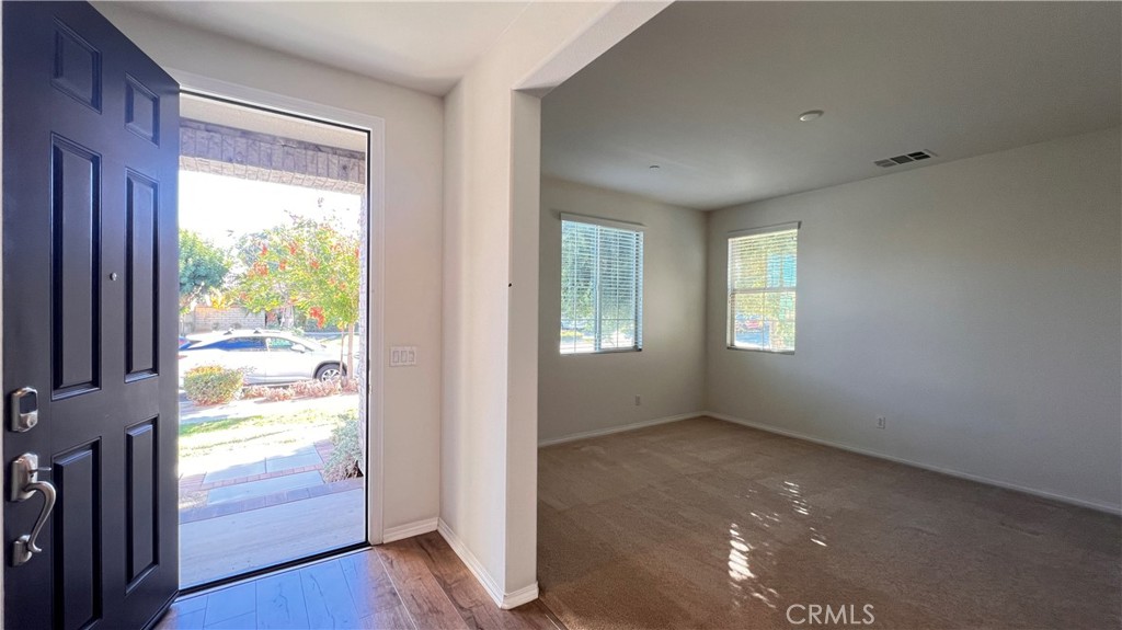 13322 Los Robles Court