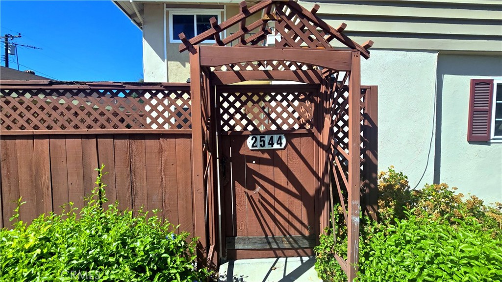 2544 College Lane