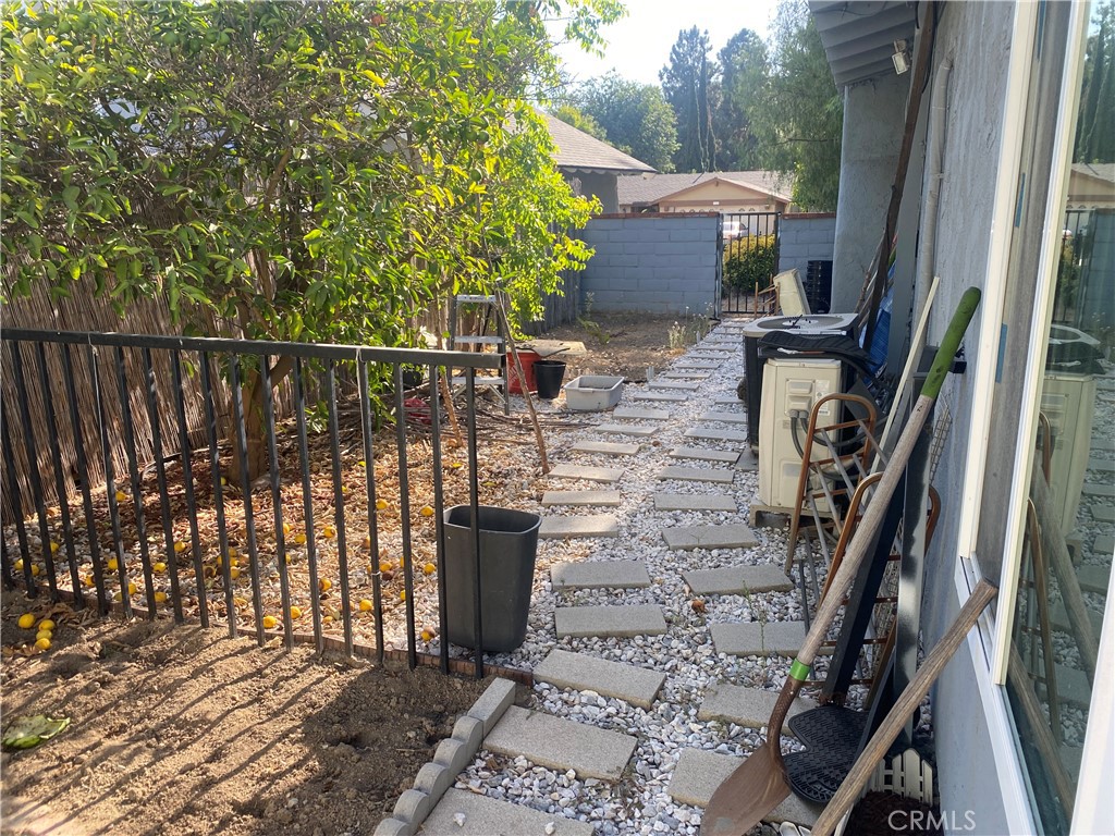 1716 Kiowa Crest Drive