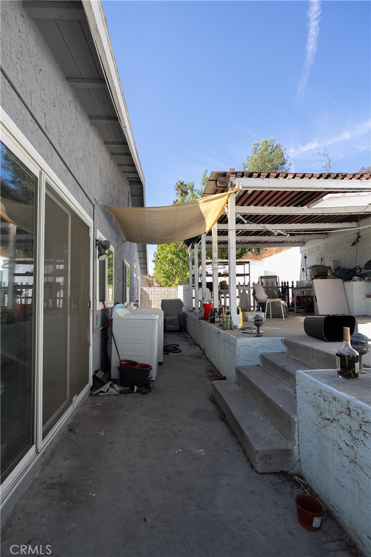 1716 Kiowa Crest Drive