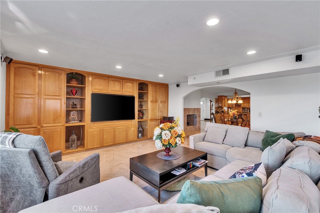 2677 Wagon Train Lane