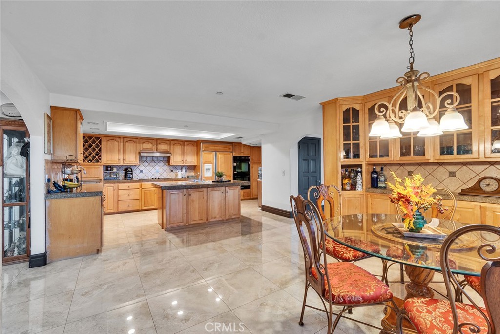 2677 Wagon Train Lane