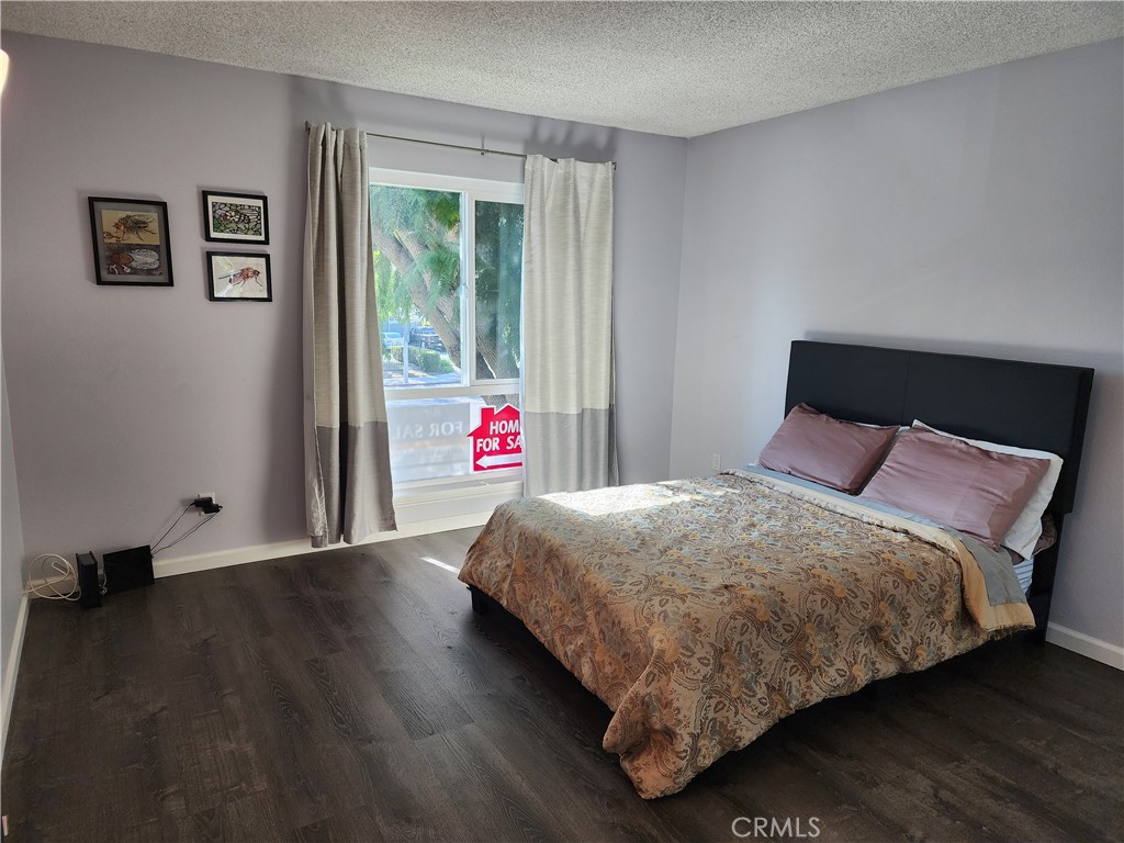 2859 S Fairview Street B