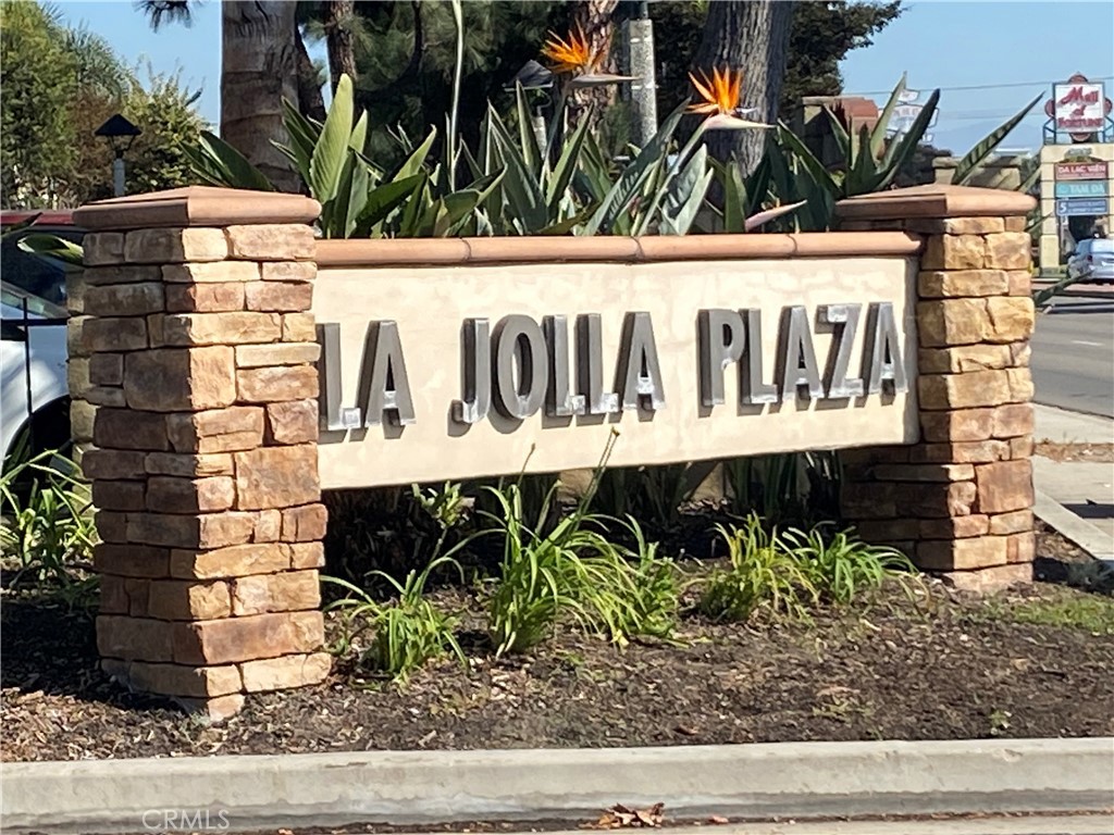 13886 La Jolla