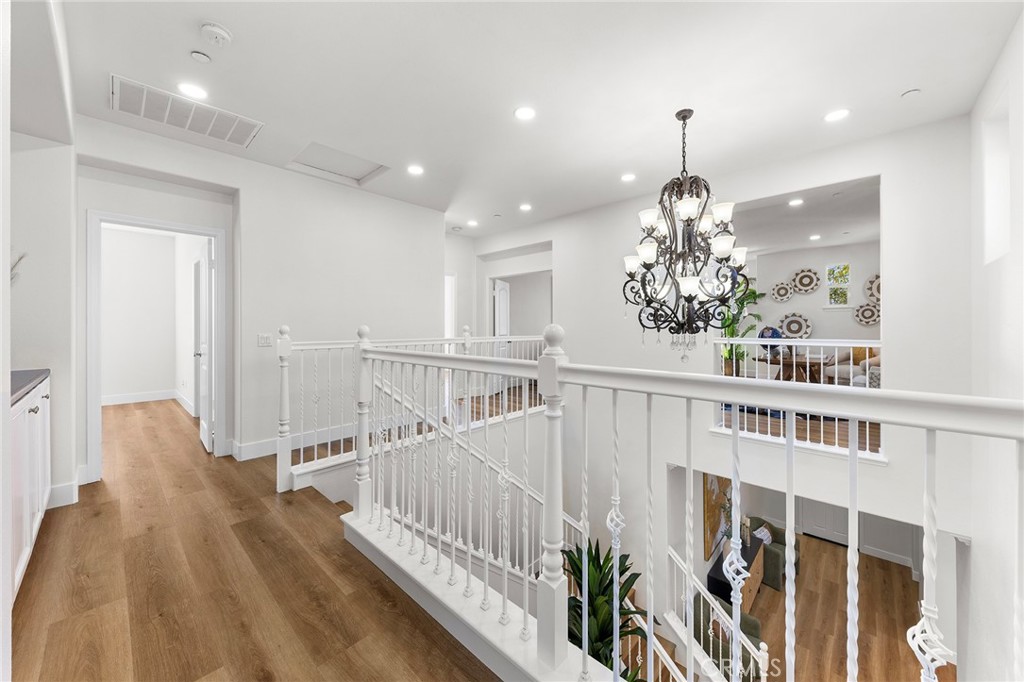 7109 Sunnyside Place