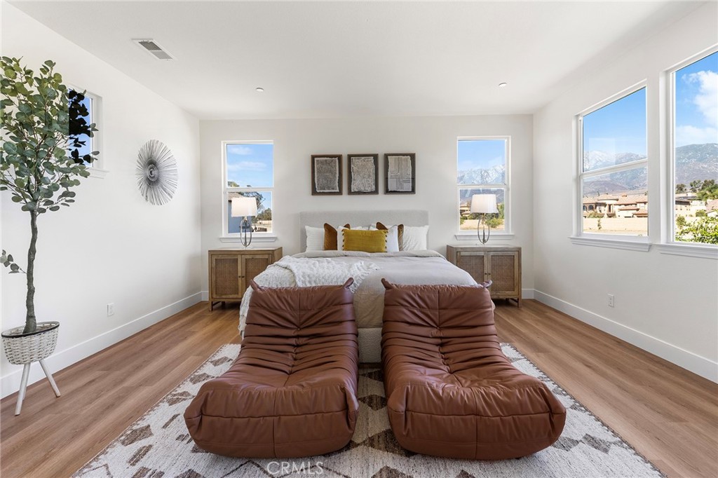 7109 Sunnyside Place