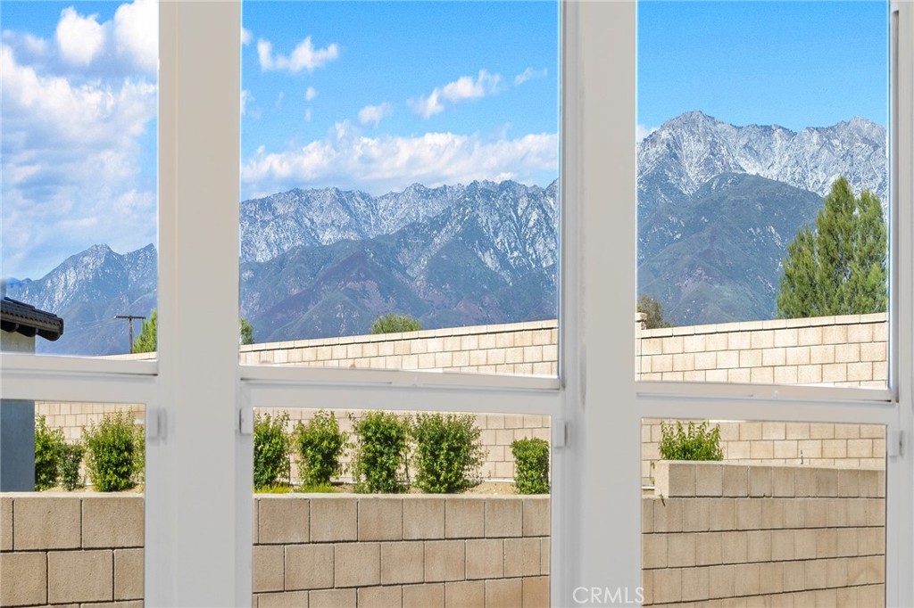 7109 Sunnyside Place