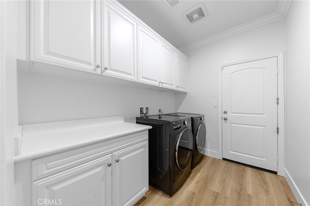 7109 Sunnyside Place