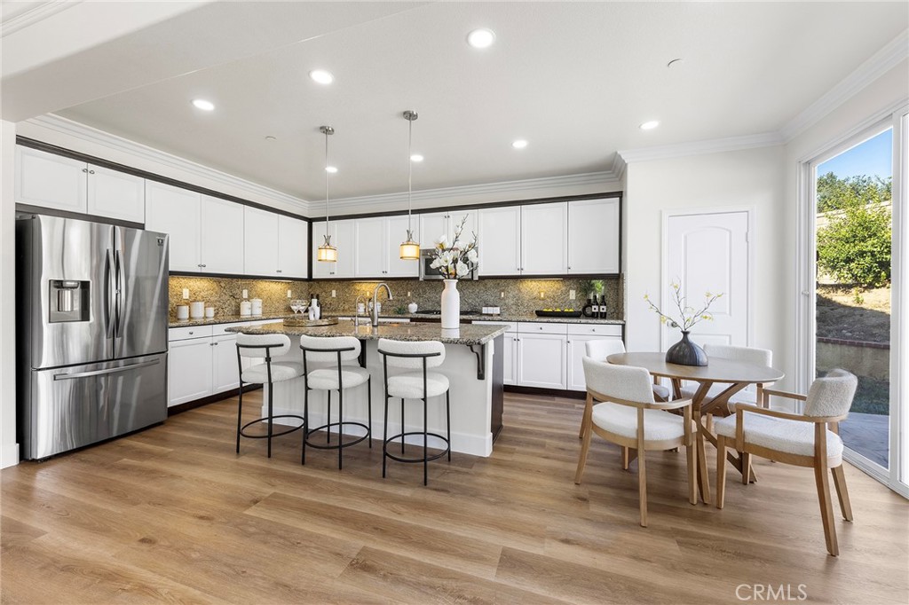 7109 Sunnyside Place