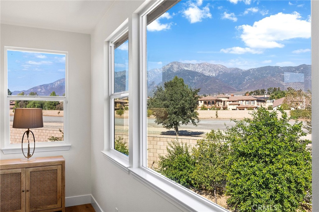 7109 Sunnyside Place