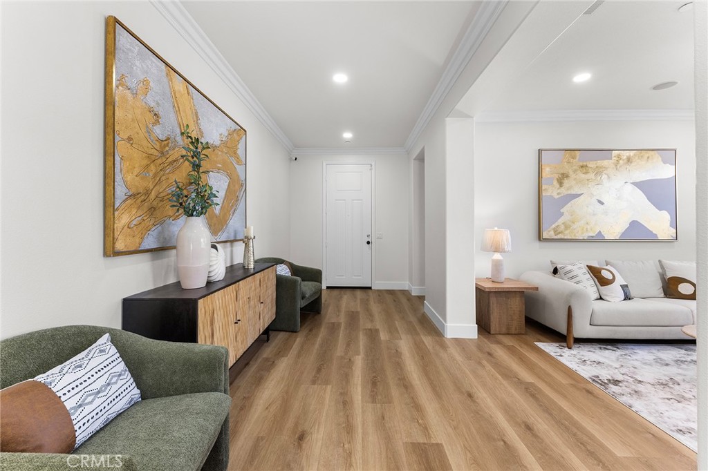 7109 Sunnyside Place