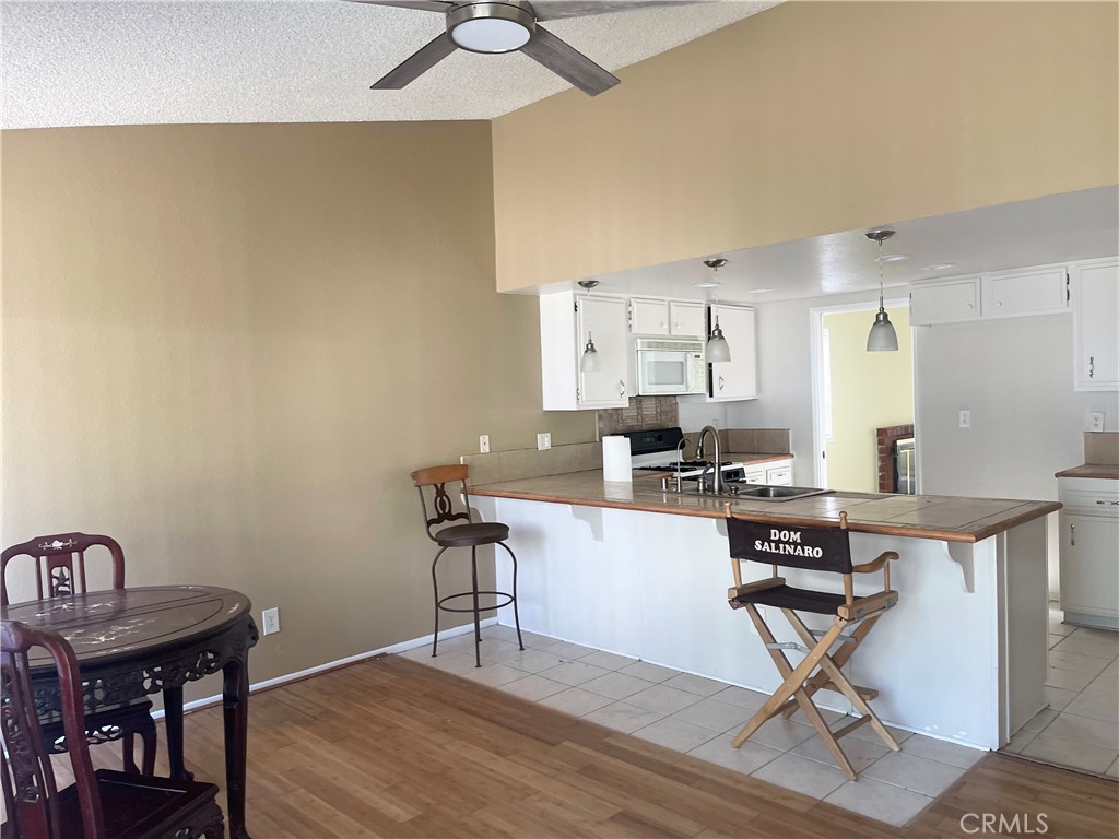 2719 S Del Norte Avenue