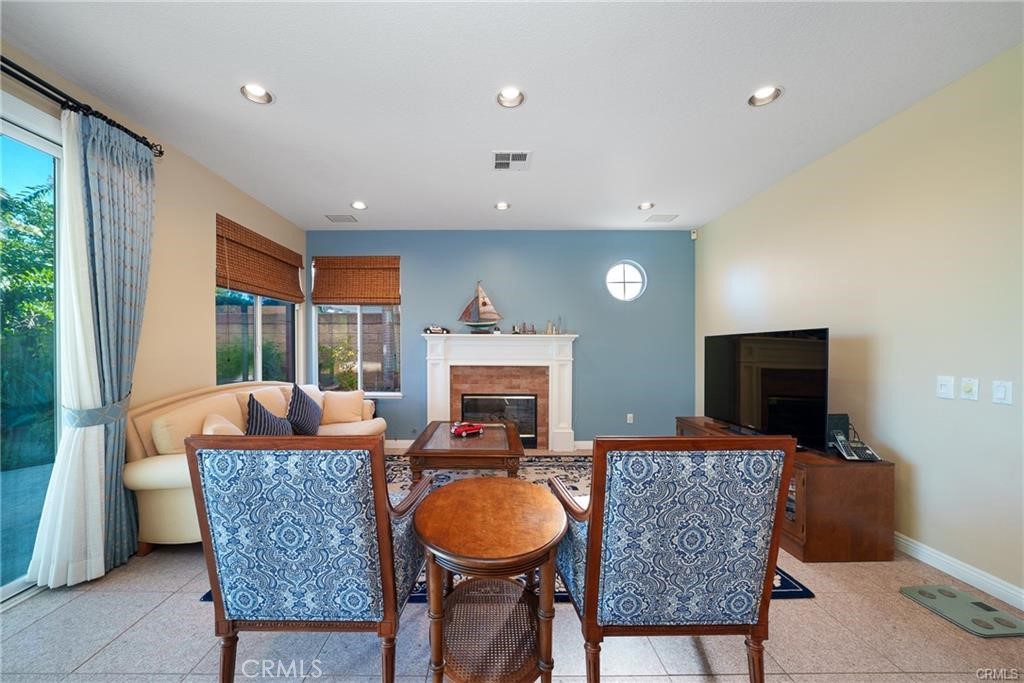 1715 Rancho Hills Drive
