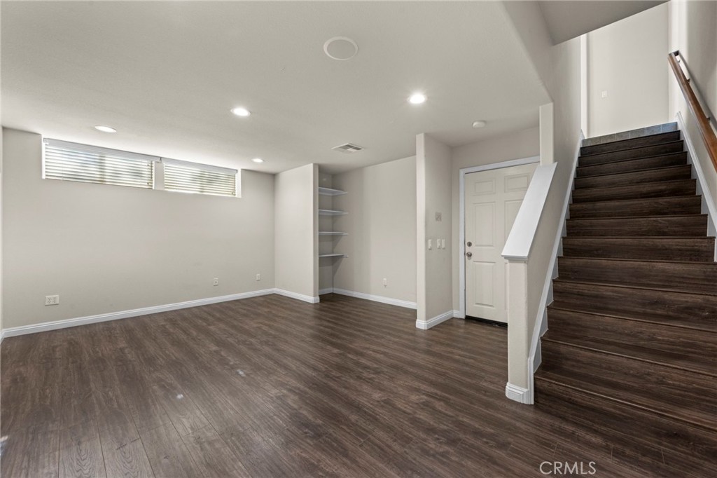 1444 Oakwood Way