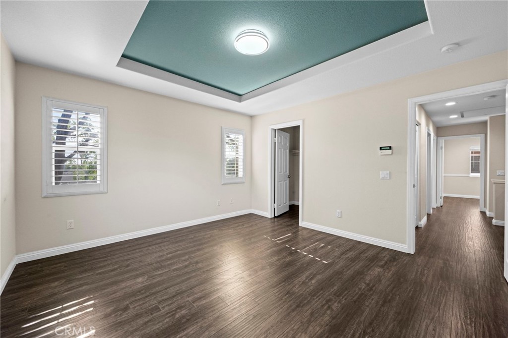 1444 Oakwood Way