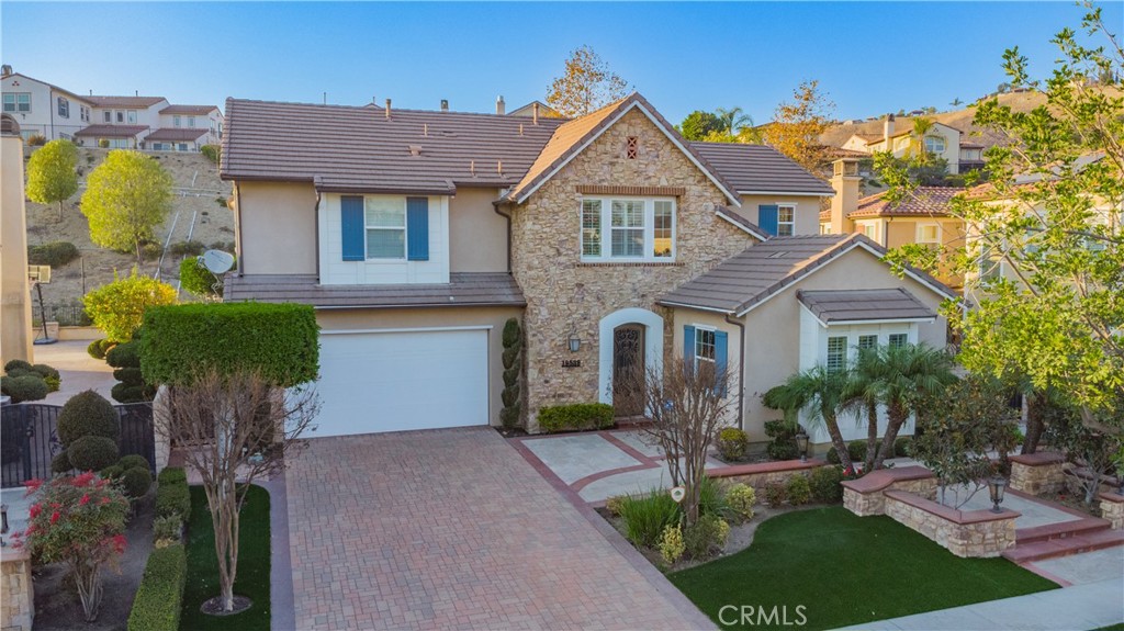 19539 Red Tail Court