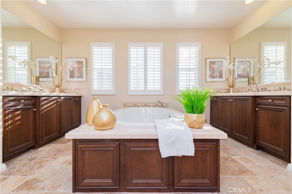 19539 Red Tail Court