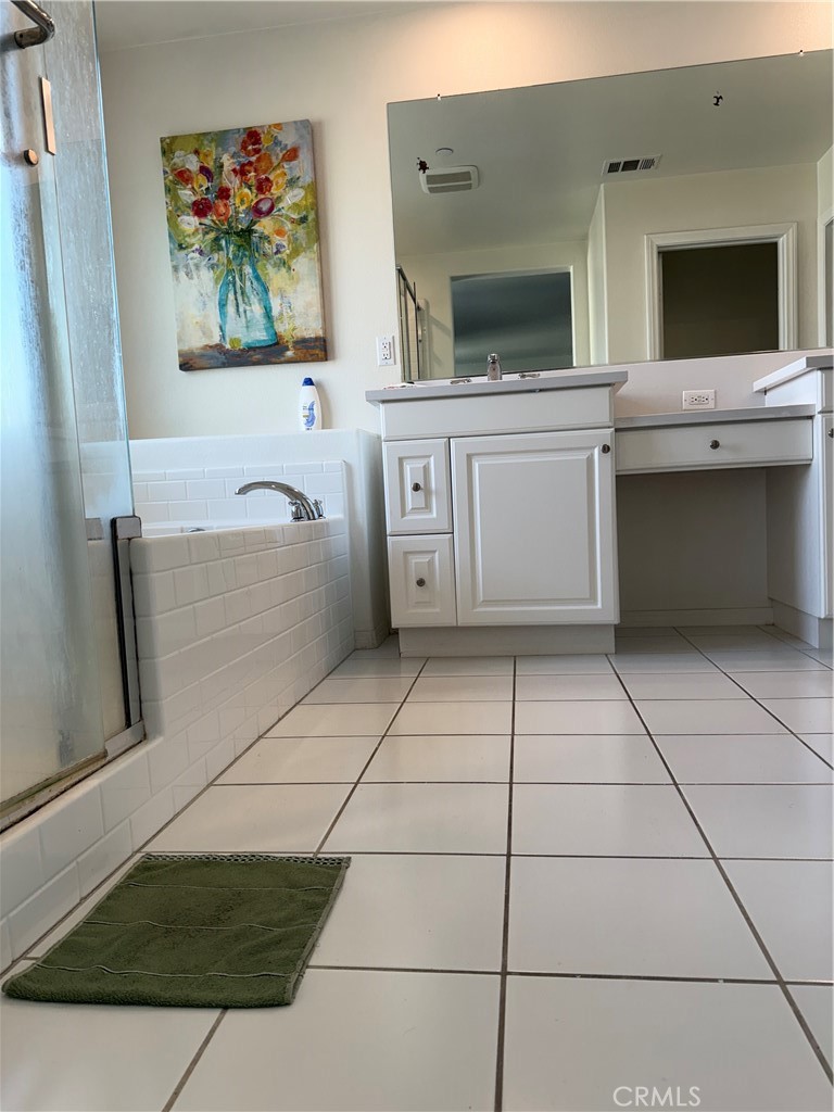 12148 Rhone Ct