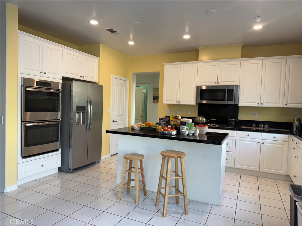 12148 Rhone Ct