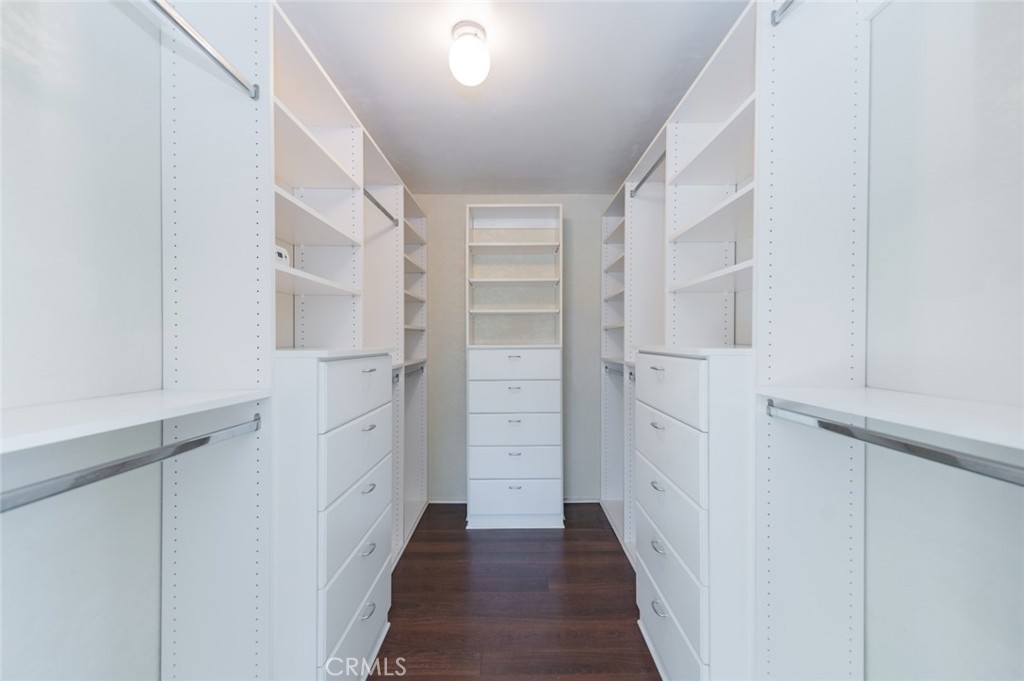 521 Avenida Presidio