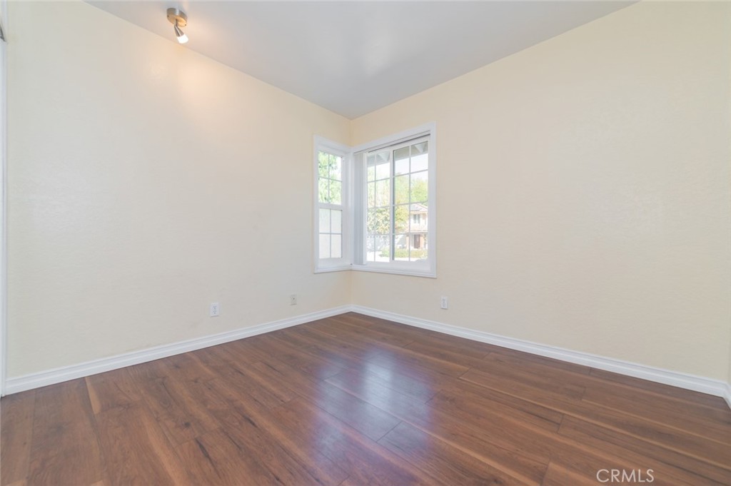 521 Avenida Presidio