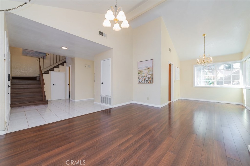 521 Avenida Presidio