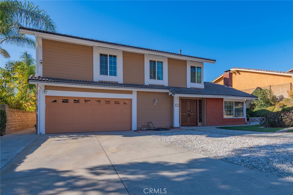 521 Avenida Presidio