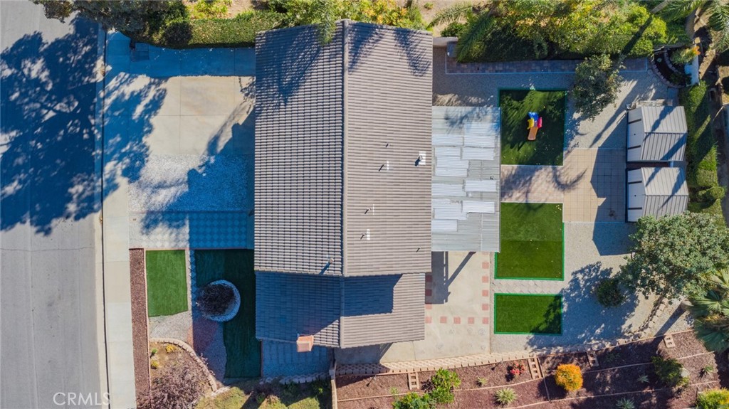 521 Avenida Presidio