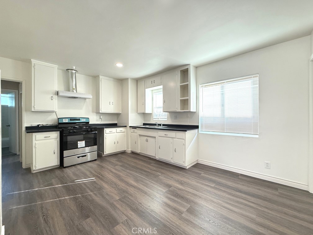 8052 Harrison Street