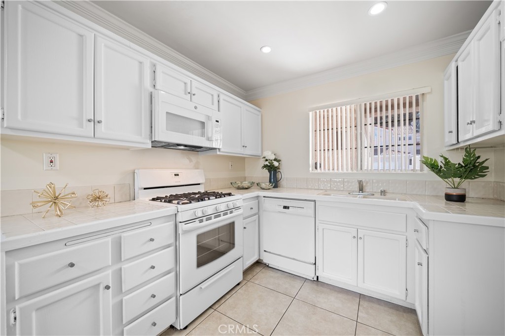 13152 Pinnacle Court