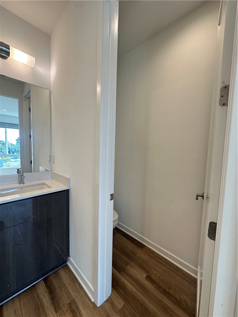 1654 Pomona Ave Avenue