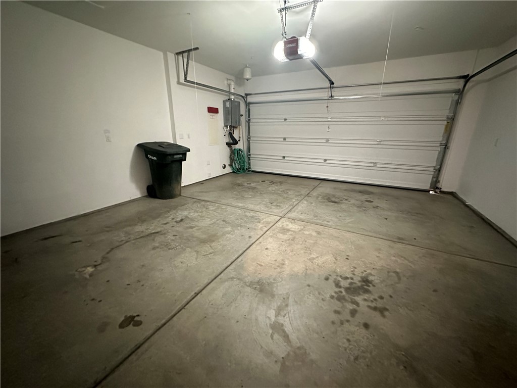 1654 Pomona Ave Avenue