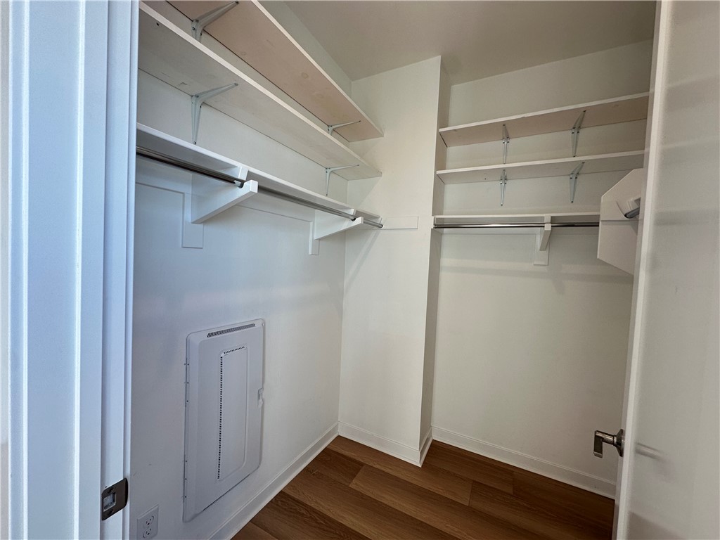 1654 Pomona Ave Avenue