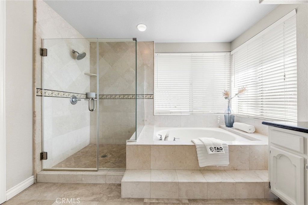 13931 Ravenwood Drive