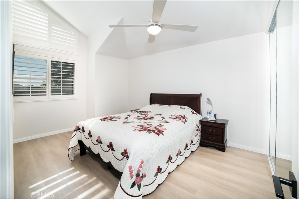 21003 Stoddard Wells Road