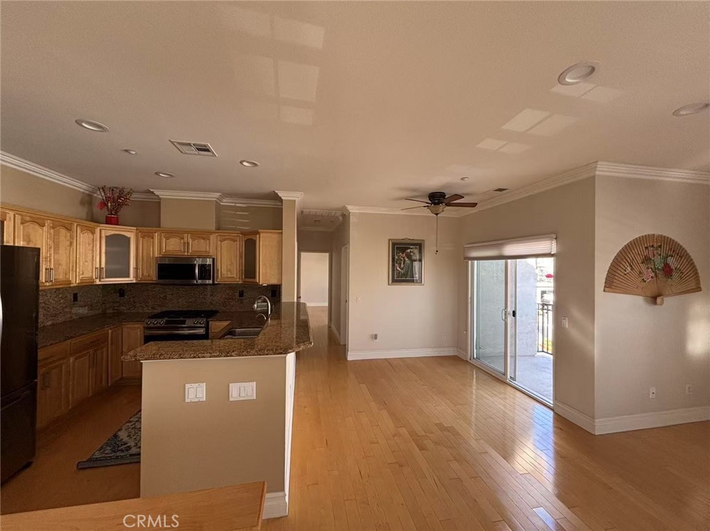 11450 Church Street 84