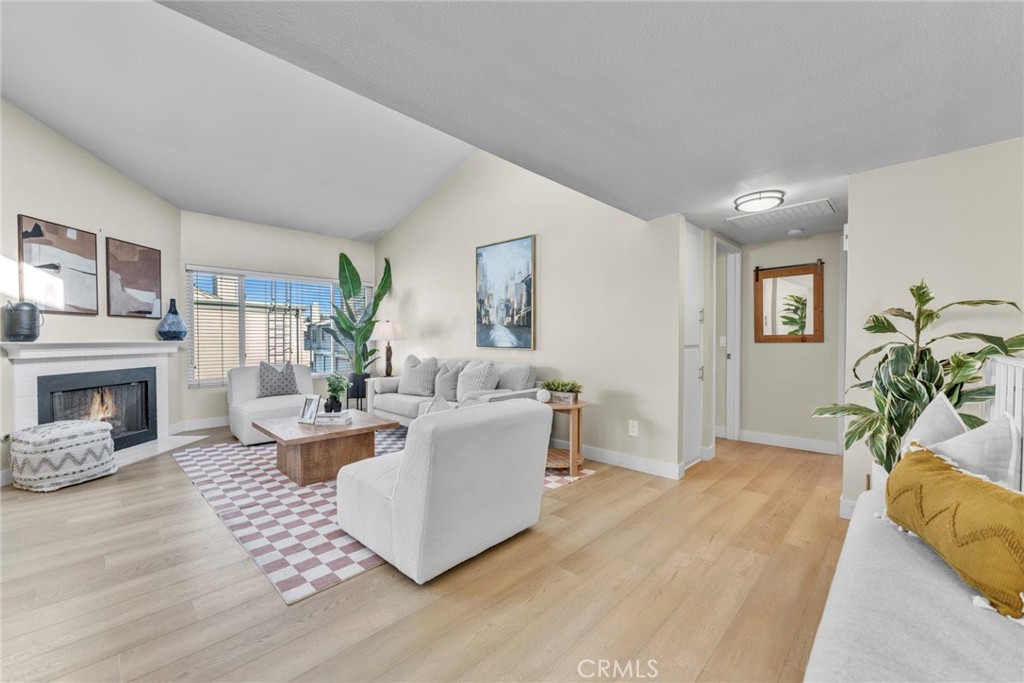 1120 Cleghorn Drive F