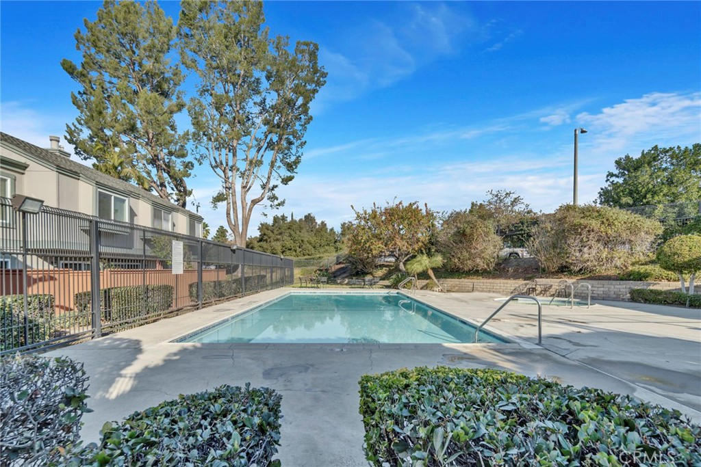 1120 Cleghorn Drive F