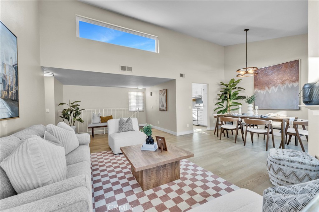 1120 Cleghorn Drive F