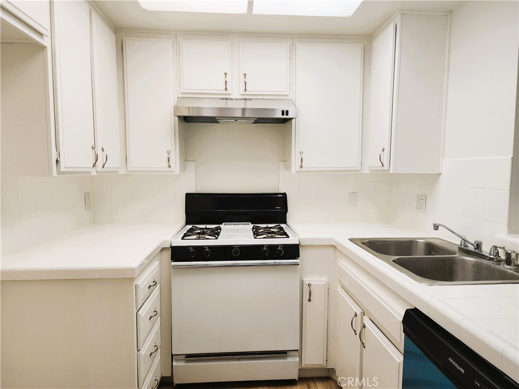 600 W 3rd Street A306