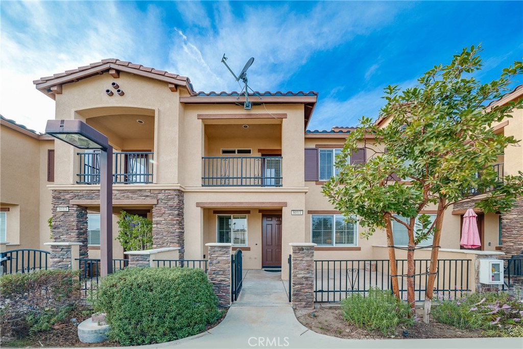 8011 City View Place