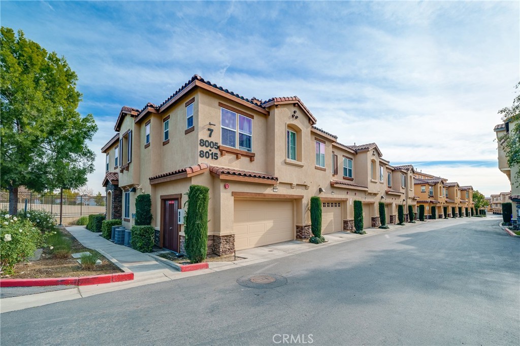 8011 City View Place